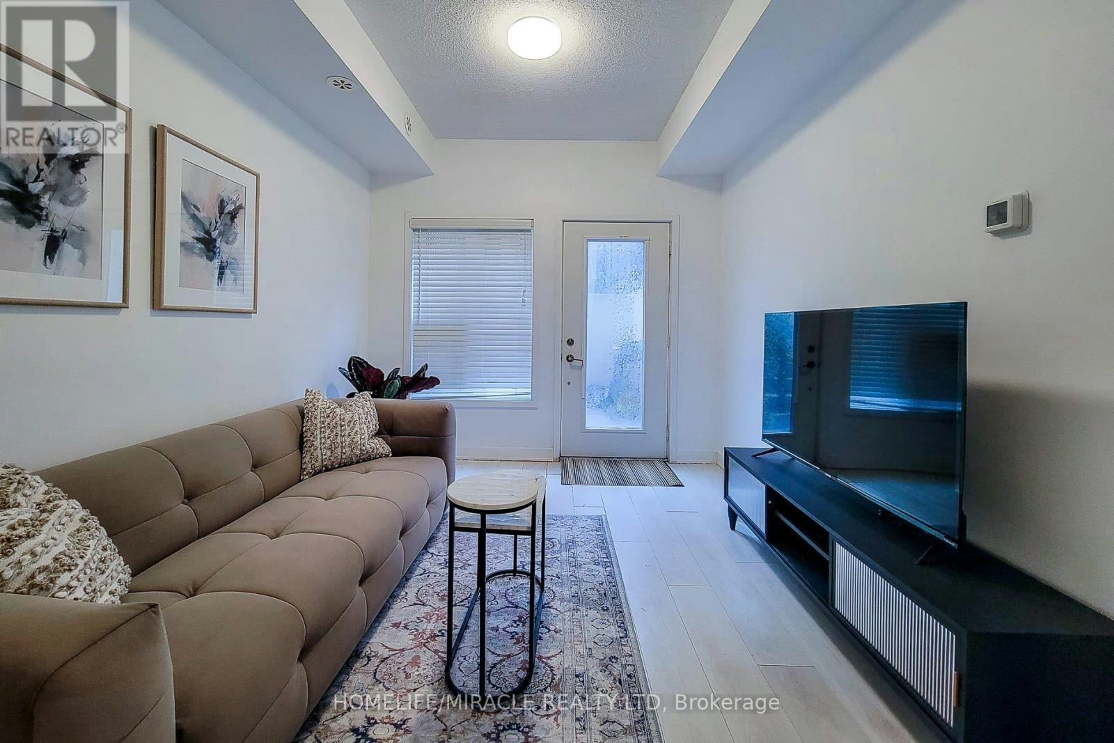 1127 Cooke Boulevard, Burlington, ON, L7T 0C3 - 2
