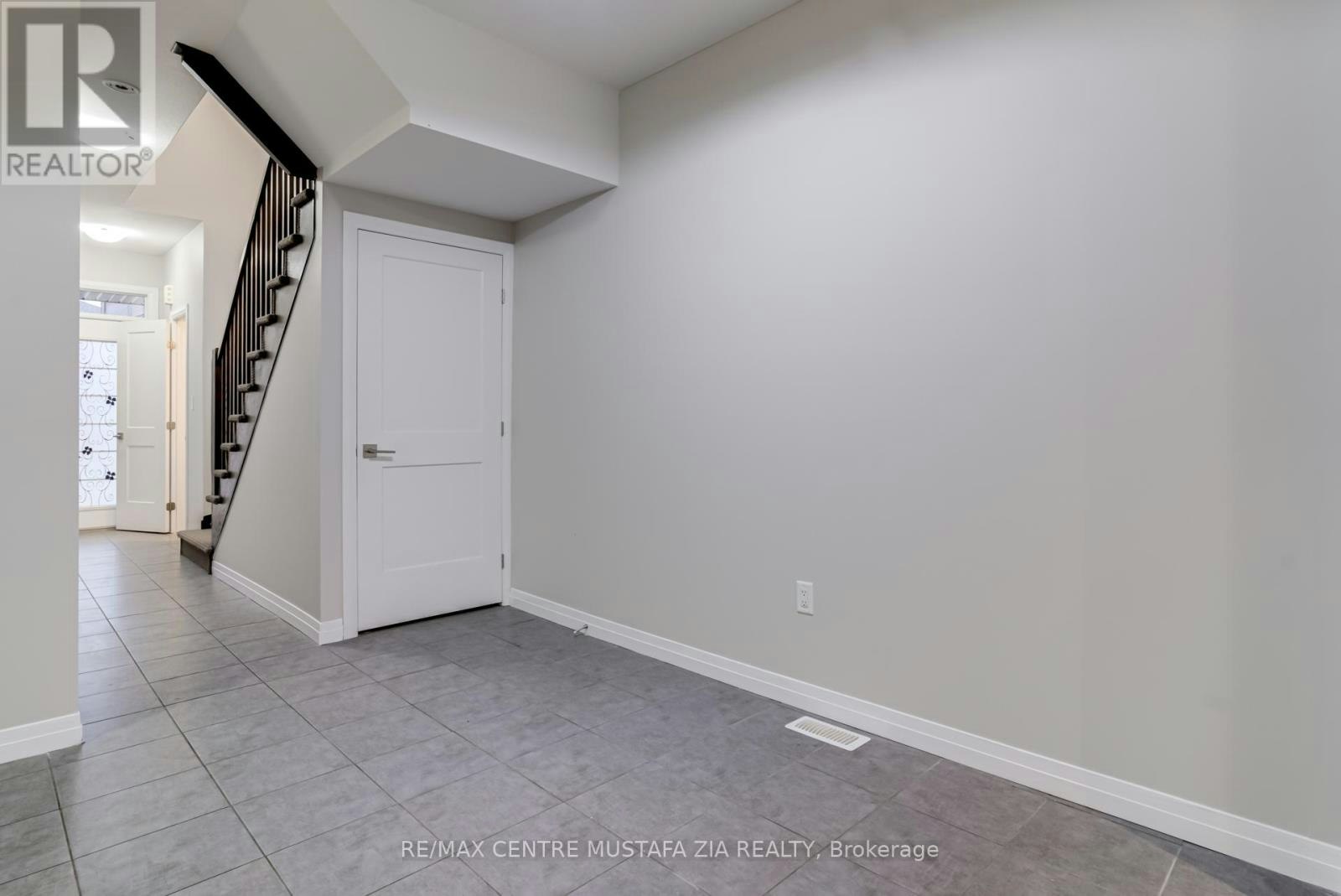 74 Soho Street, Hamilton, ON, L8J 0L4 - 7
