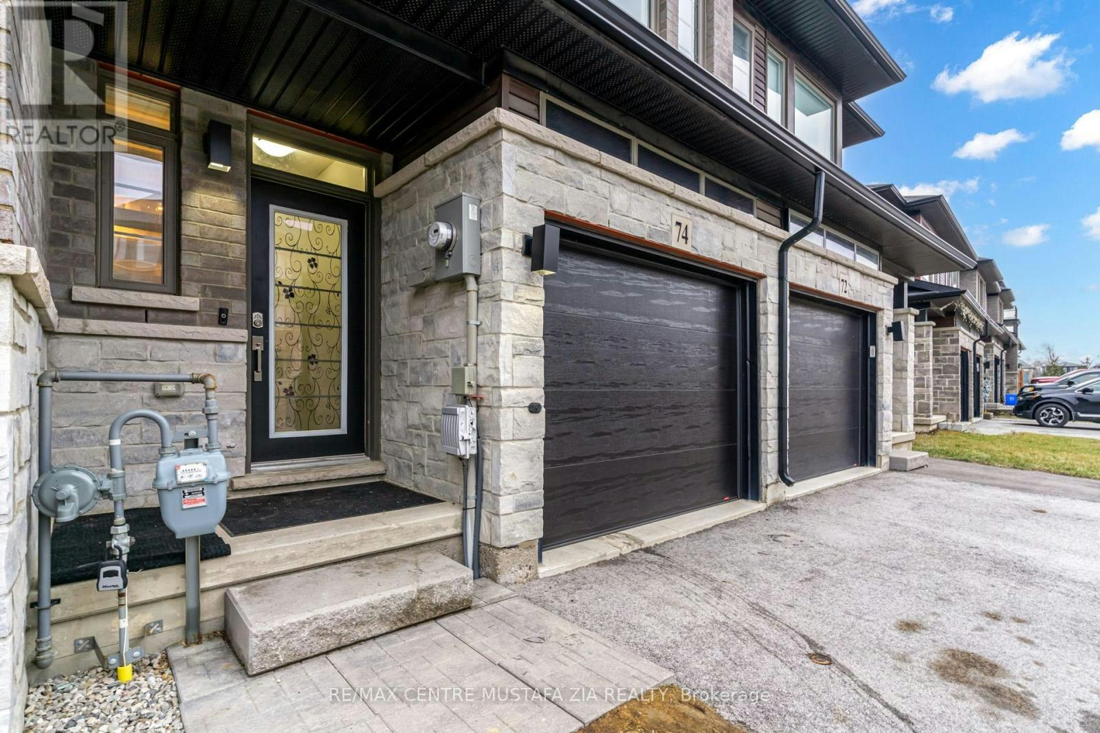 74 Soho Street, Hamilton, ON, L8J 0L4 - 4