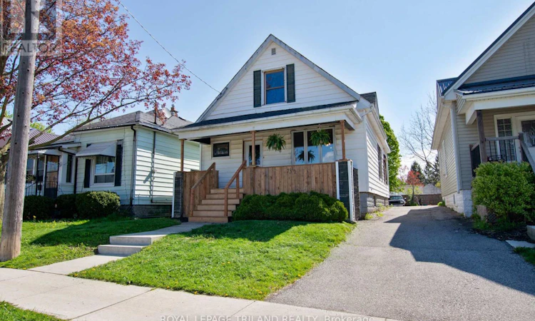 73 Hughes Street