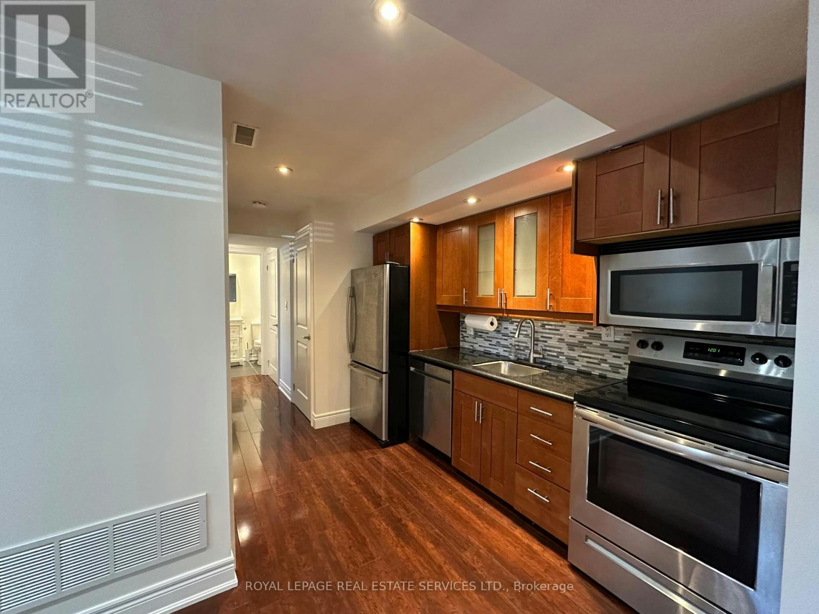LOWER-87 Lawrence Avenue W, Toronto, ON, M5M 1A7 - 5