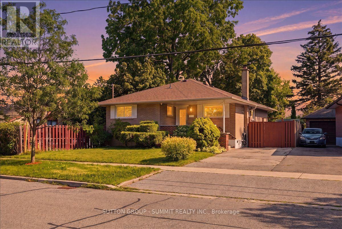 73 Thornbeck Drive, Toronto, ON, M1G 2J7
