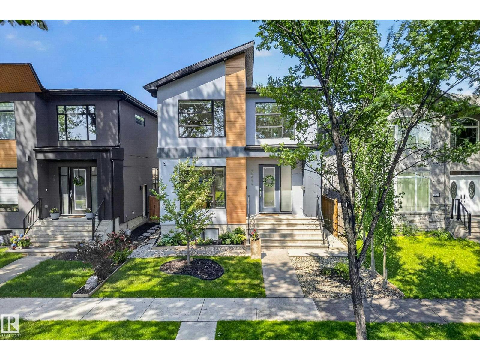 7544 78 Avenue NW, Edmonton, AB, T6C 0M7