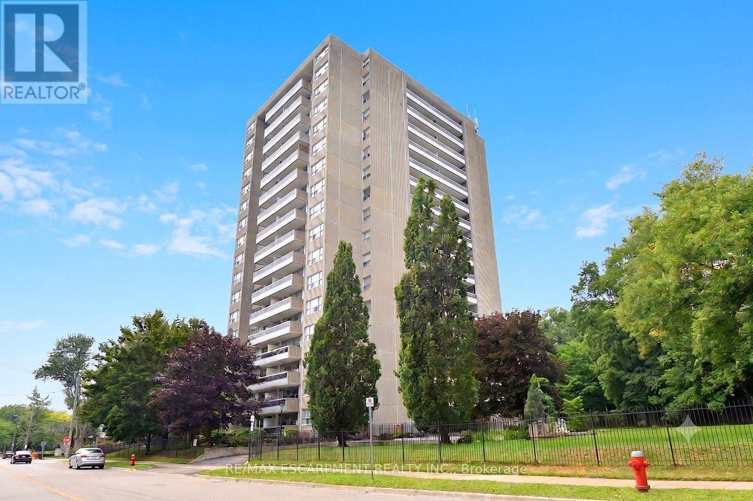 401-2263 Marine Drive, Oakville, ON, L6L 5K1