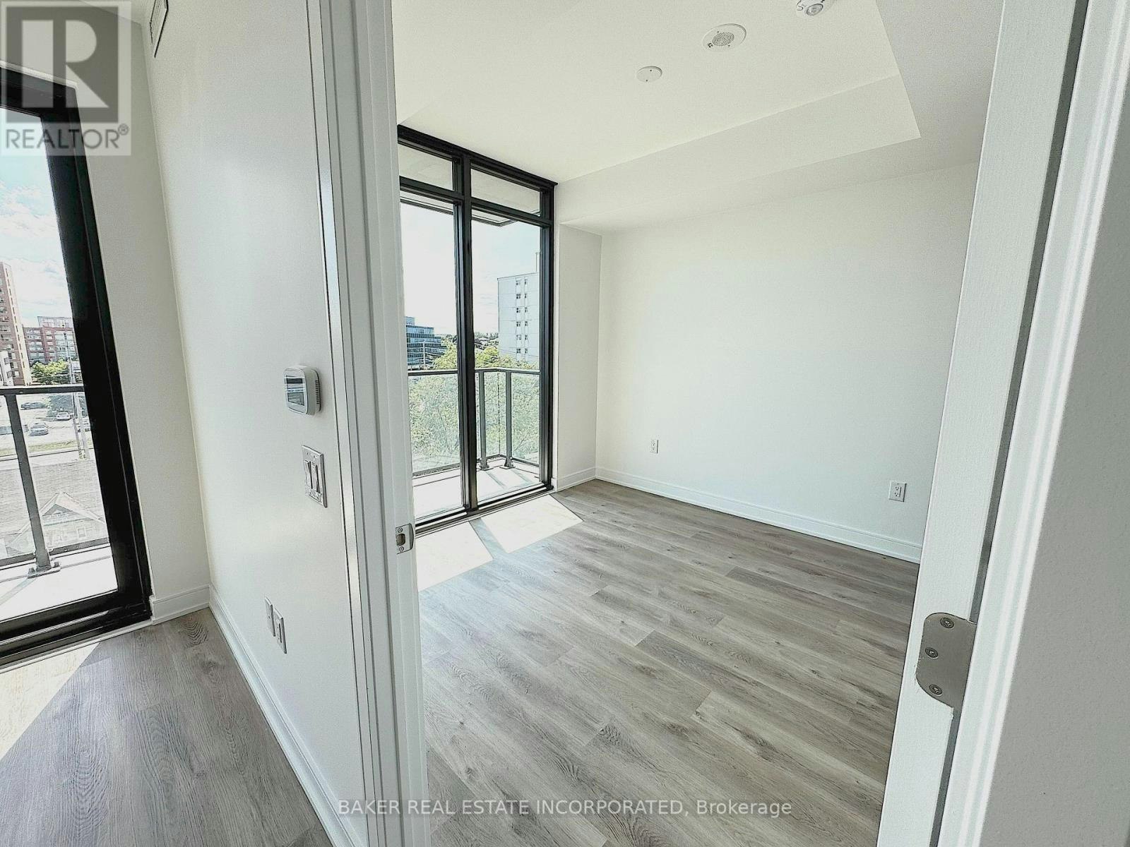 518-3009 Novar Road, Mississauga, ON, L5B 1H7 - 11
