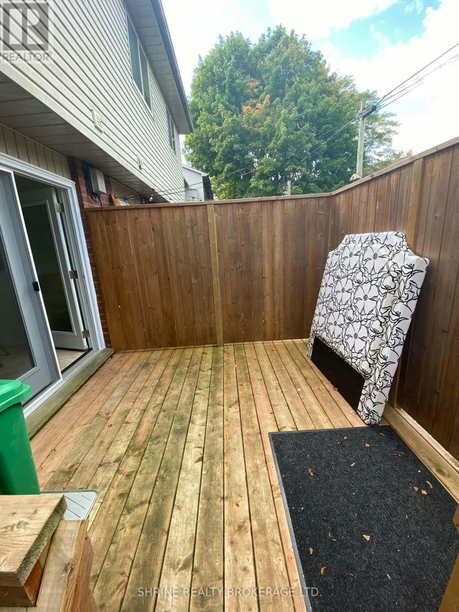 19-70 Chapman Court, London, ON, N6G 4Z4 - 32