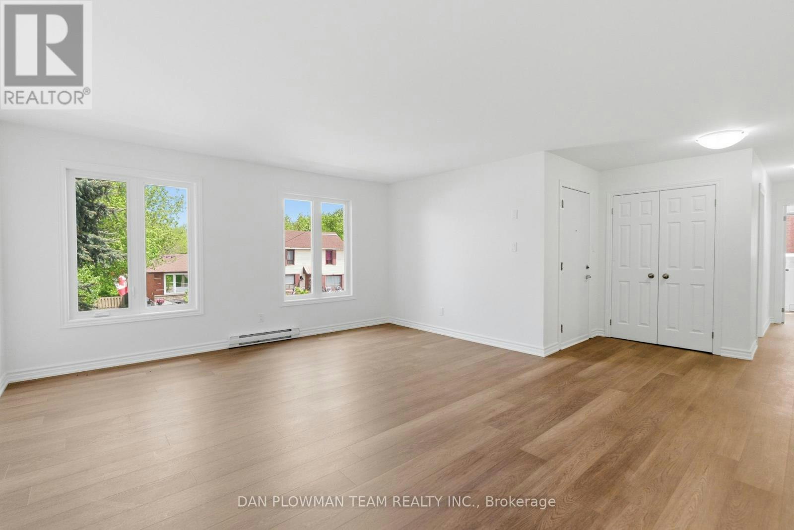 1-176 Nassau Street, Oshawa, ON, L1J 4A5