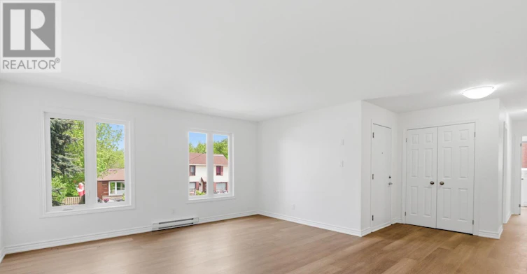 1-176 Nassau Street, Oshawa, ON, L1J 4A5