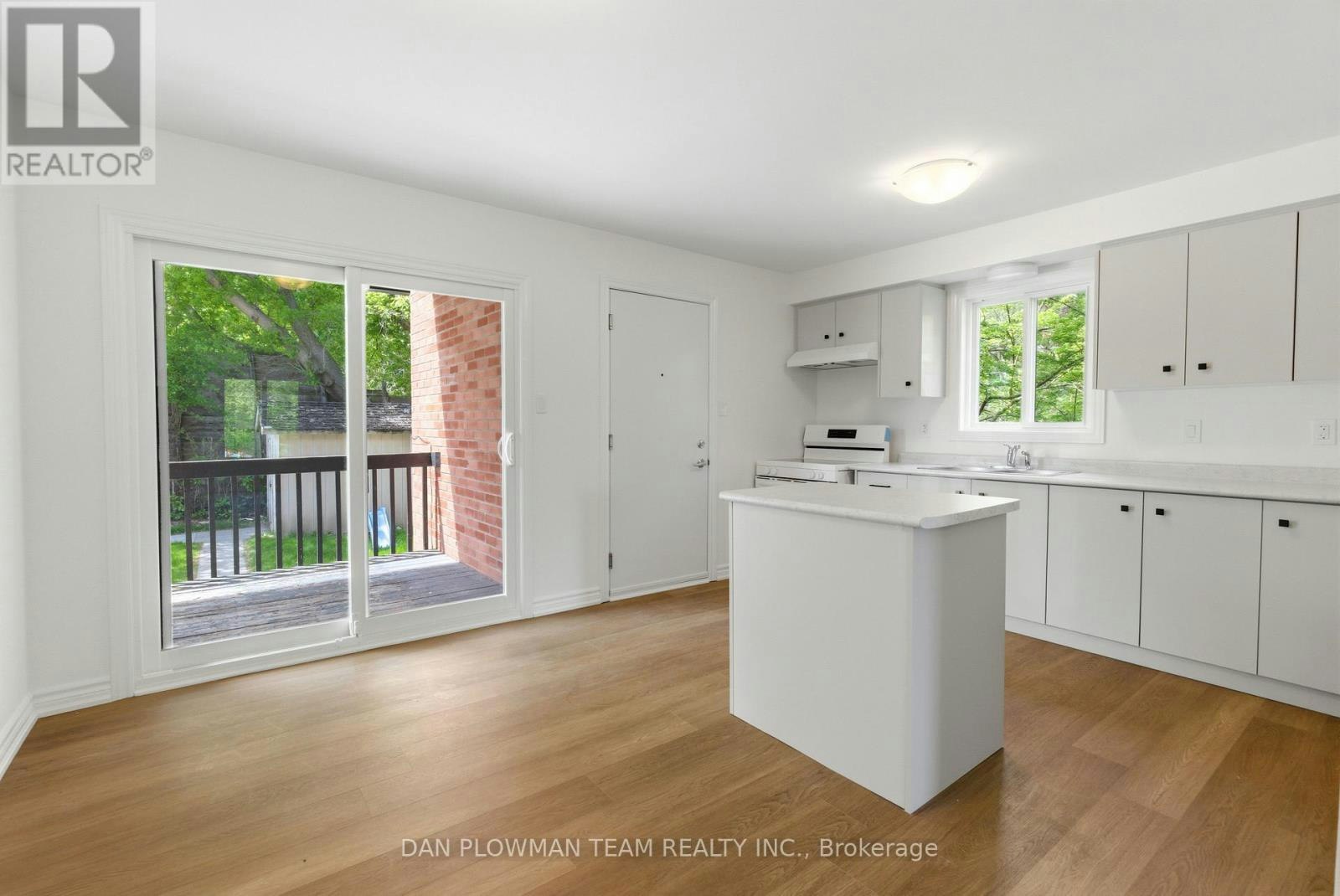 1-176 Nassau Street, Oshawa, ON, L1J 4A5 - 4