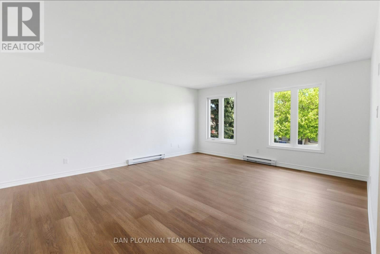 1-176 Nassau Street, Oshawa, ON, L1J 4A5 - 2