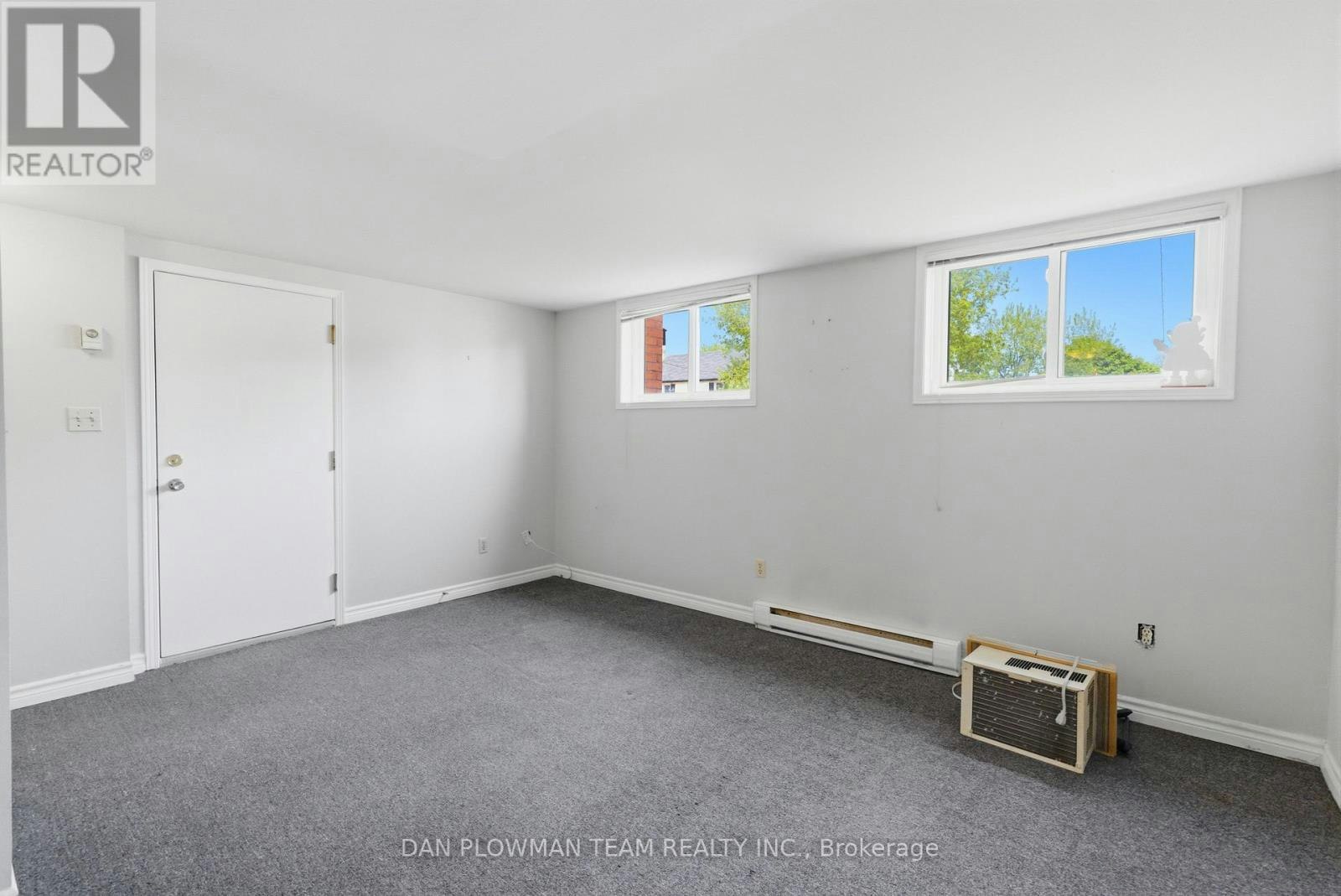 3-176 Nassau Street, Oshawa, ON, L1J 4A5 - 3