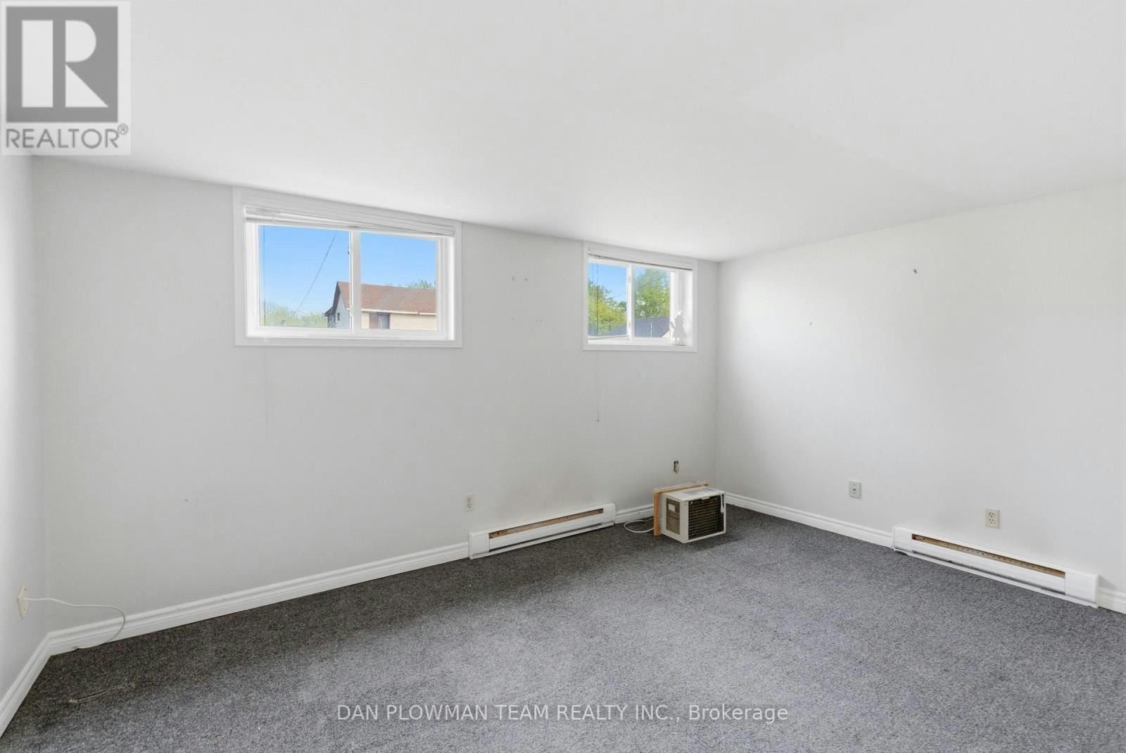 3-176 Nassau Street, Oshawa, ON, L1J 4A5
