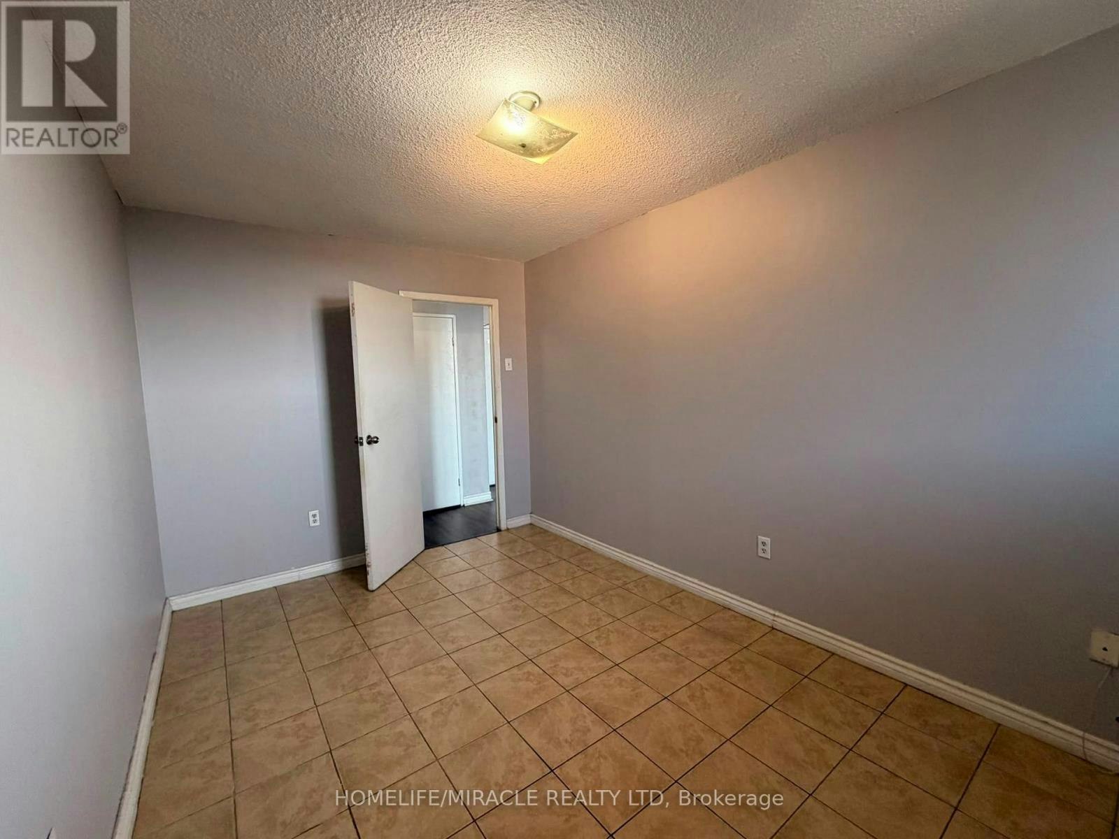 916-100 Dundalk Drive, Toronto, ON, M1P 4V2 - 8