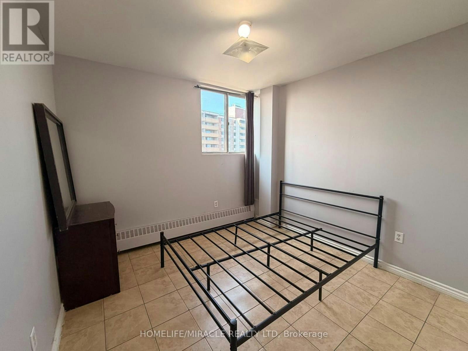 916-100 Dundalk Drive, Toronto, ON, M1P 4V2 - 12