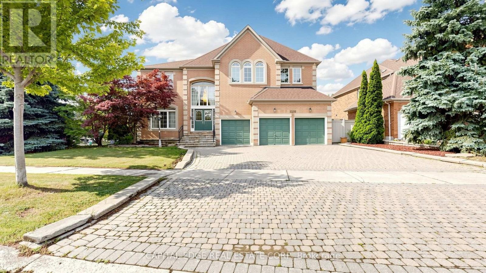 5298 Roanoke Court, Mississauga, ON, L5M 5H8