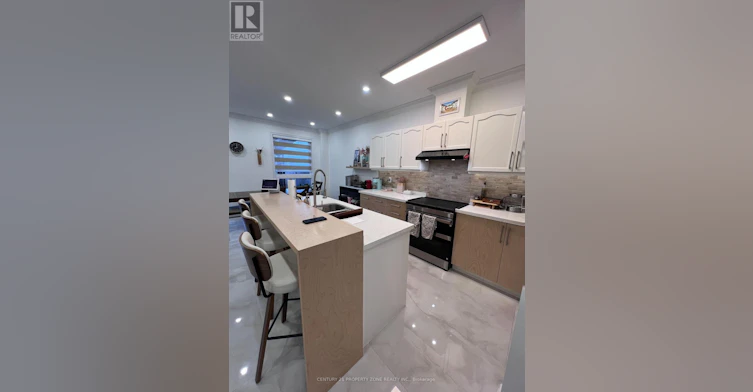 3534 Fountain Park Avenue, Mississauga, ON, L5M 7E8 - 3
