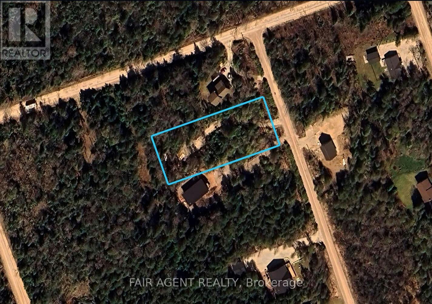 6 Henwood Street, Northern Bruce Peninsula, ON, N0H 2M0