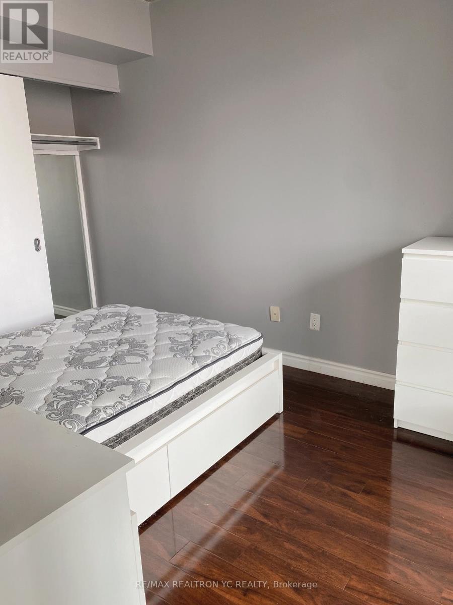 705-285 Mutual Street, Toronto, ON, M4Y 3C5 - 4