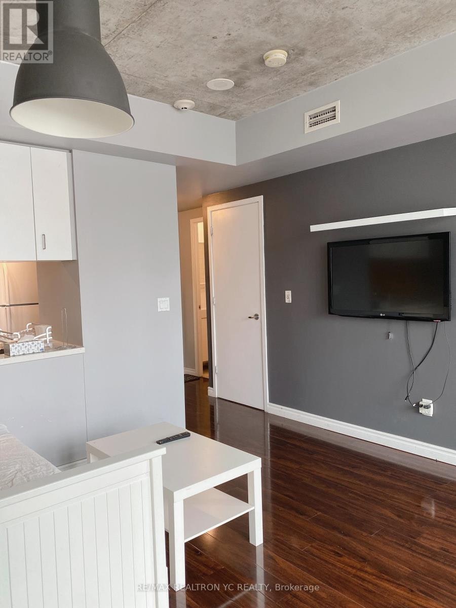 705-285 Mutual Street, Toronto, ON, M4Y 3C5 - 2