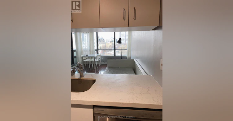 705-285 Mutual Street, Toronto, ON, M4Y 3C5 - 6