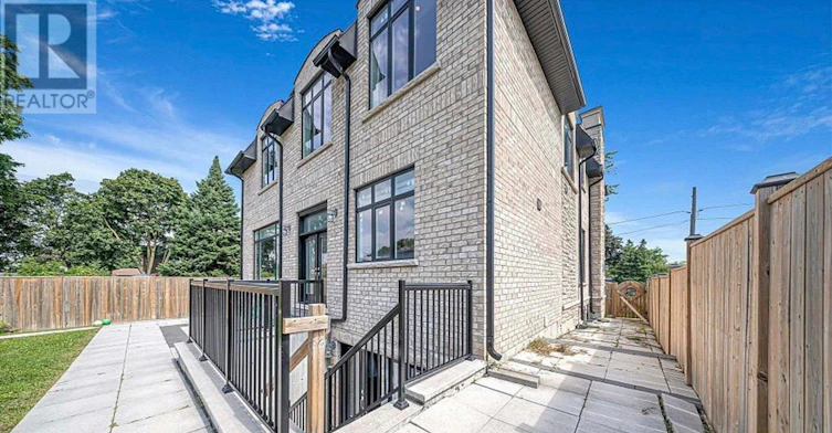 BASEMENT-736 Hillview Crescent, Pickering, ON, L1W 2S1 - 2