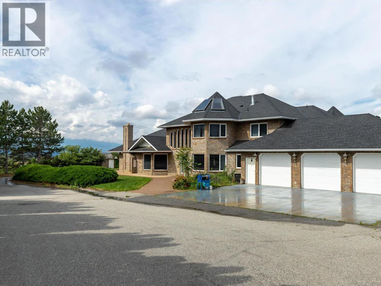 1135 Graf Road, Kelowna, BC, V1P 1B8 - 61
