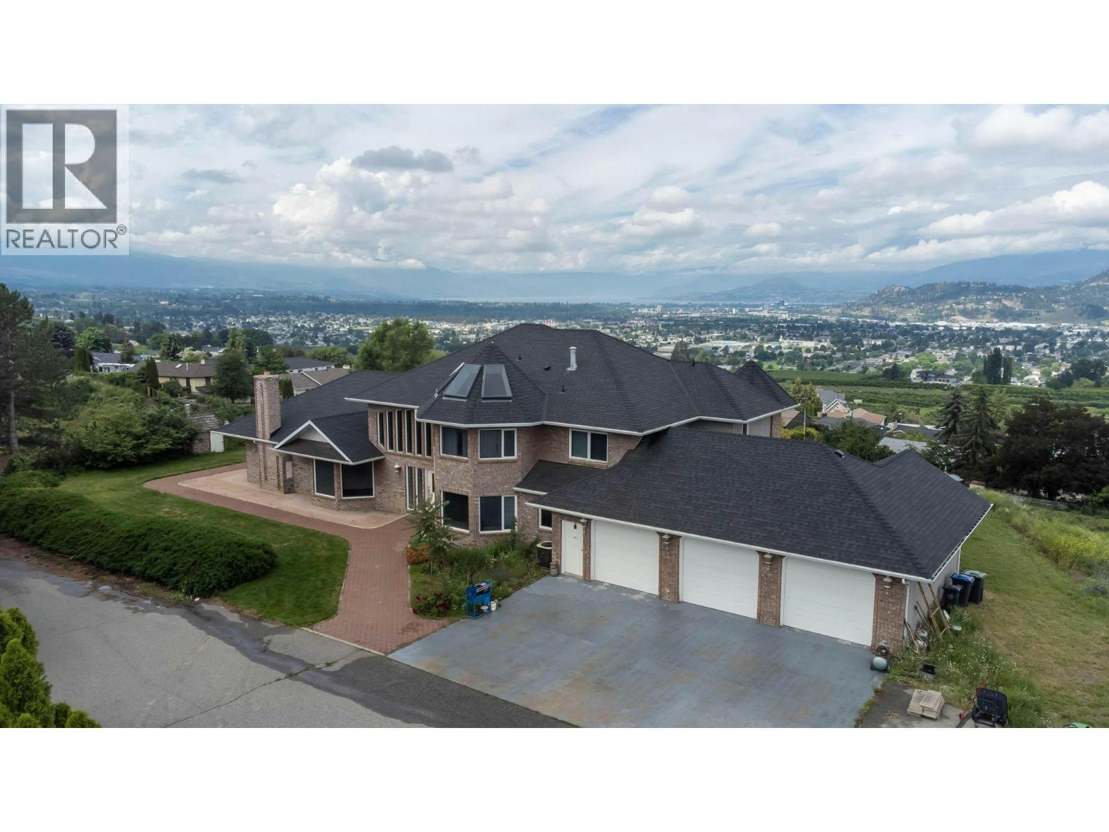 1135 Graf Road, Kelowna, BC, V1P 1B8 - 7