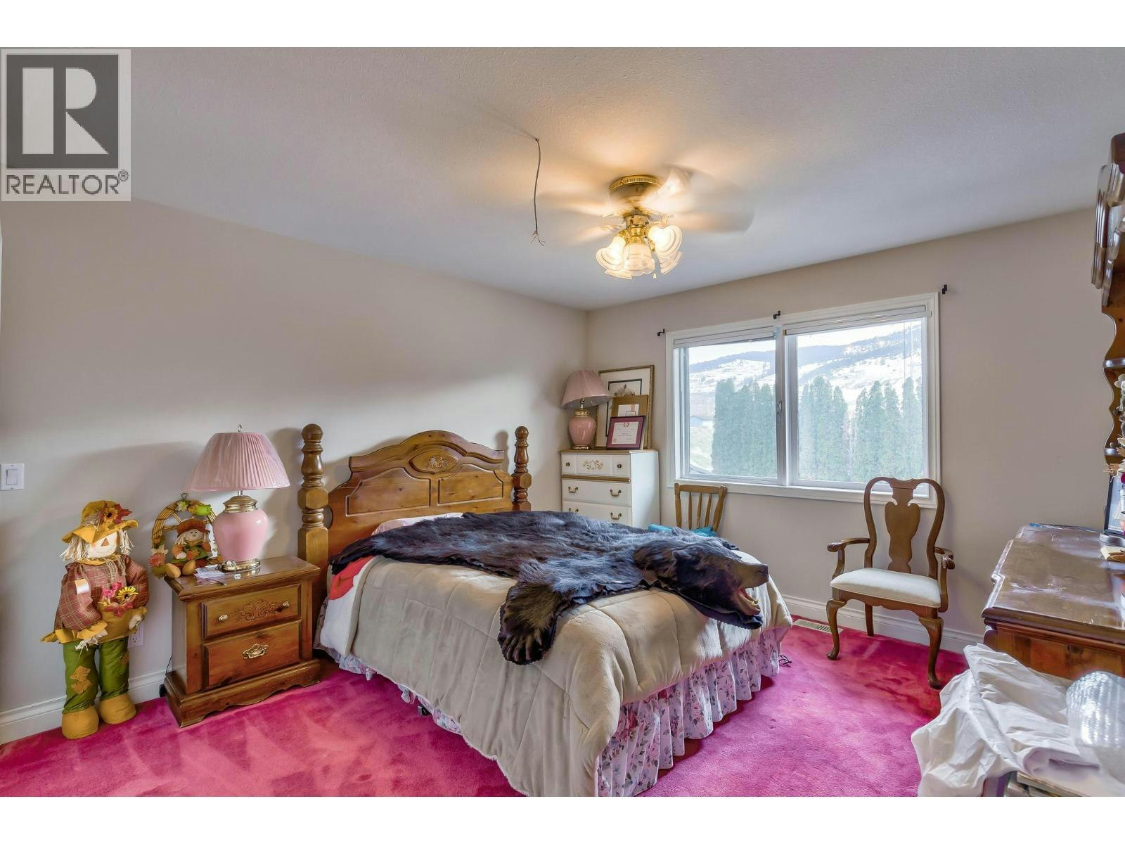 1135 Graf Road, Kelowna, BC, V1P 1B8 - 46