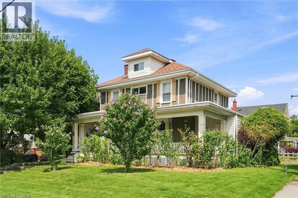2 Carleton Street N, Thorold, ON, L2V 2A3