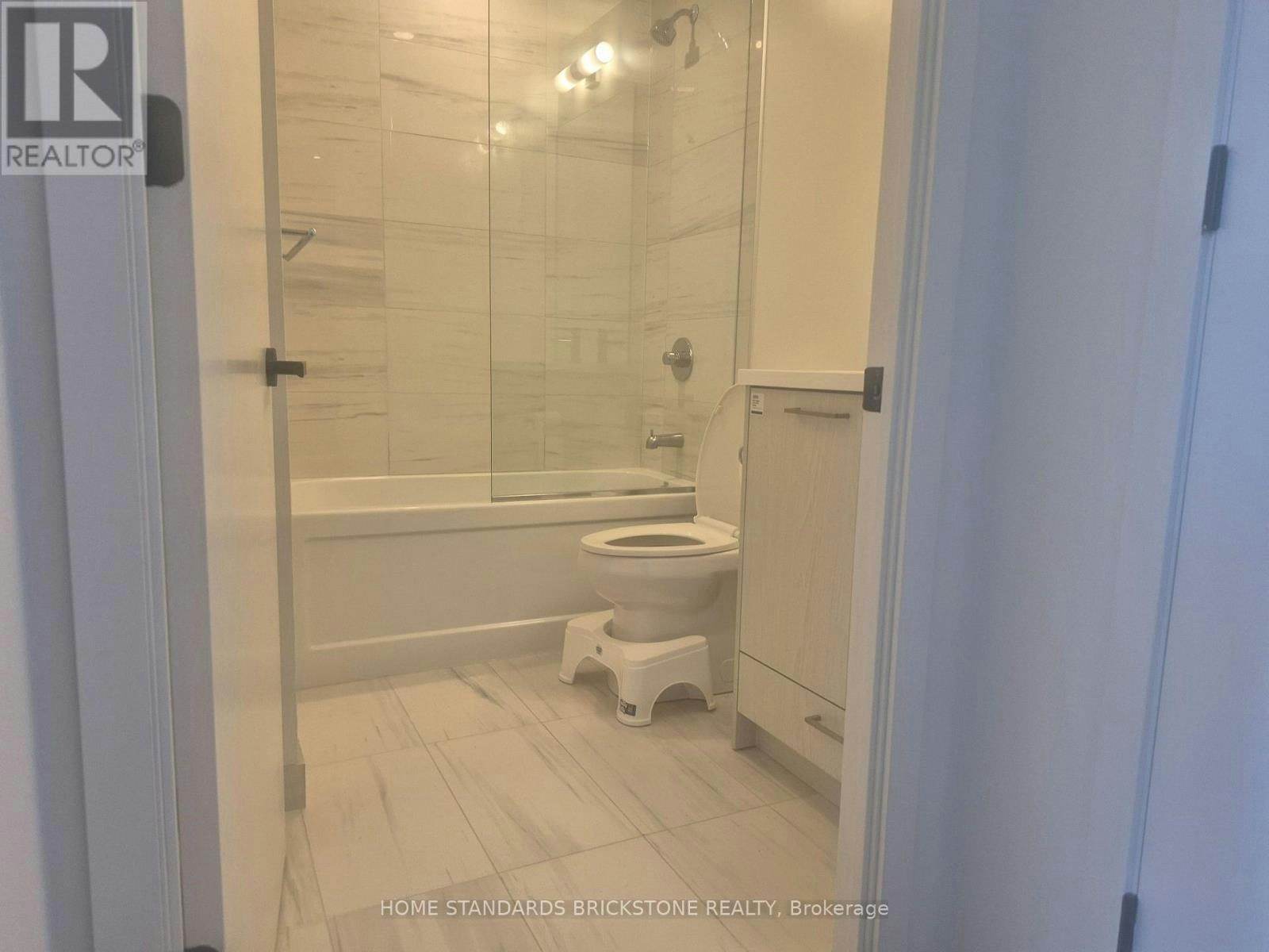 3716-28 Interchage Way W, Vaughan, ON, L4K 0P8 - 6