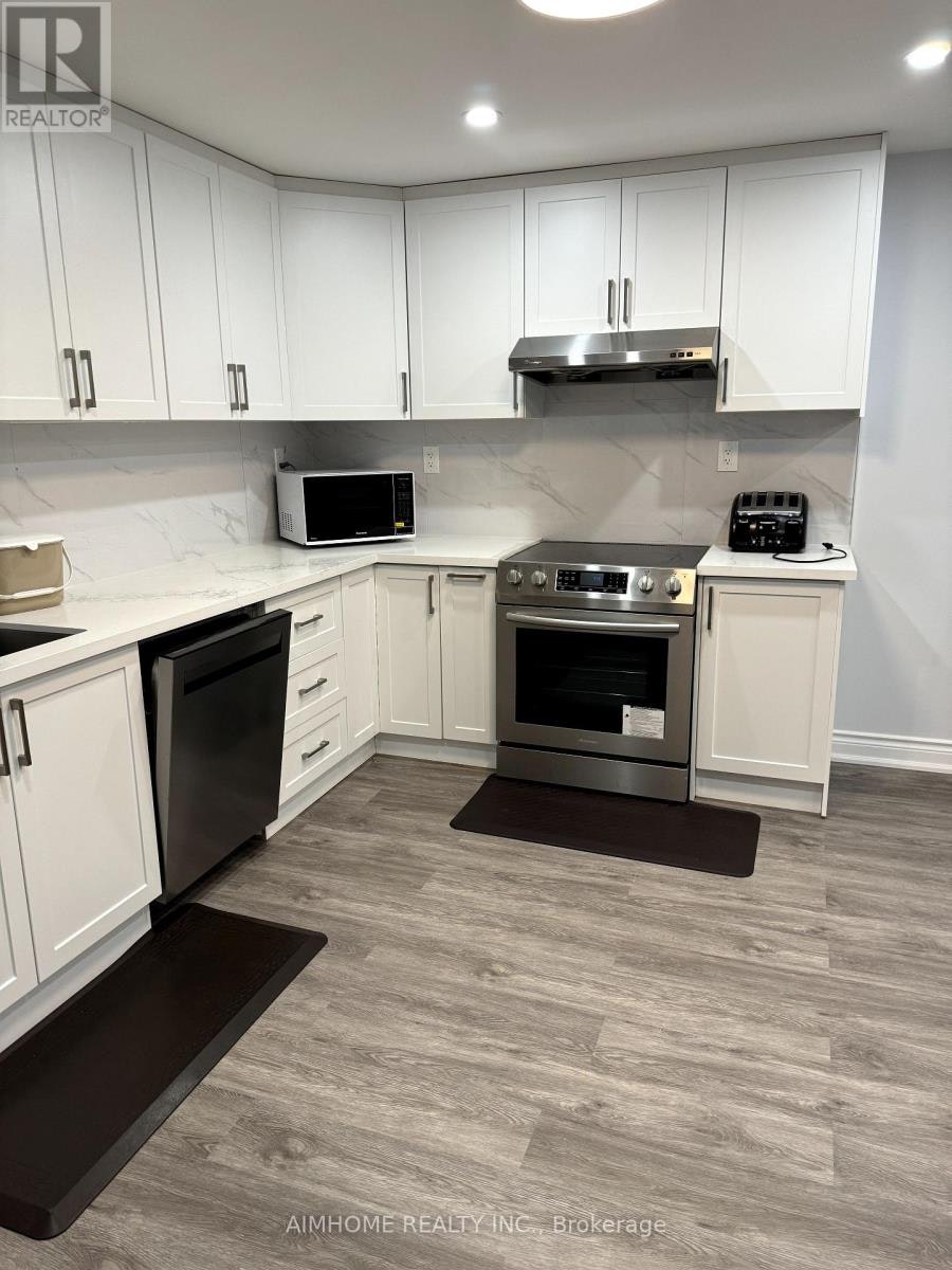 1442 Monaghan Circle, Mississauga, ON, L5C 1R8 - 5