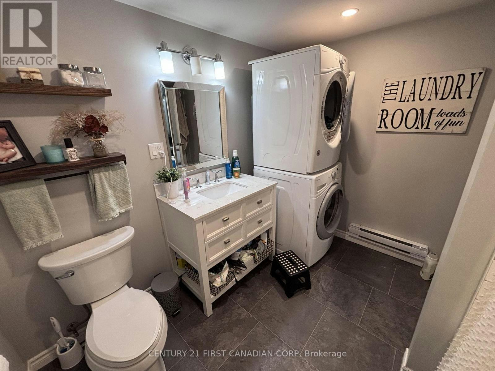 8319 Goosemarsh Line, Lambton Shores, ON, N0M 1T0 - 21