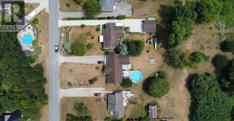 8319 Goosemarsh Line, Lambton Shores, ON, N0M 1T0 - 2