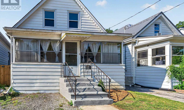 72 Maple Street