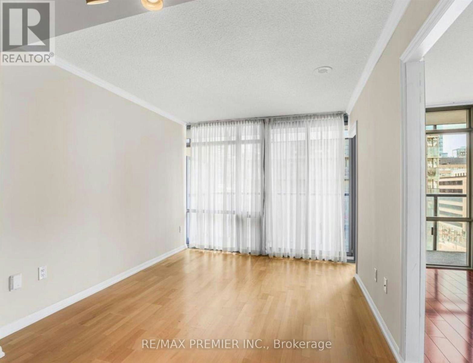 610-37 Grosvenor Street, Toronto, ON, M4Y 3G5 - 7