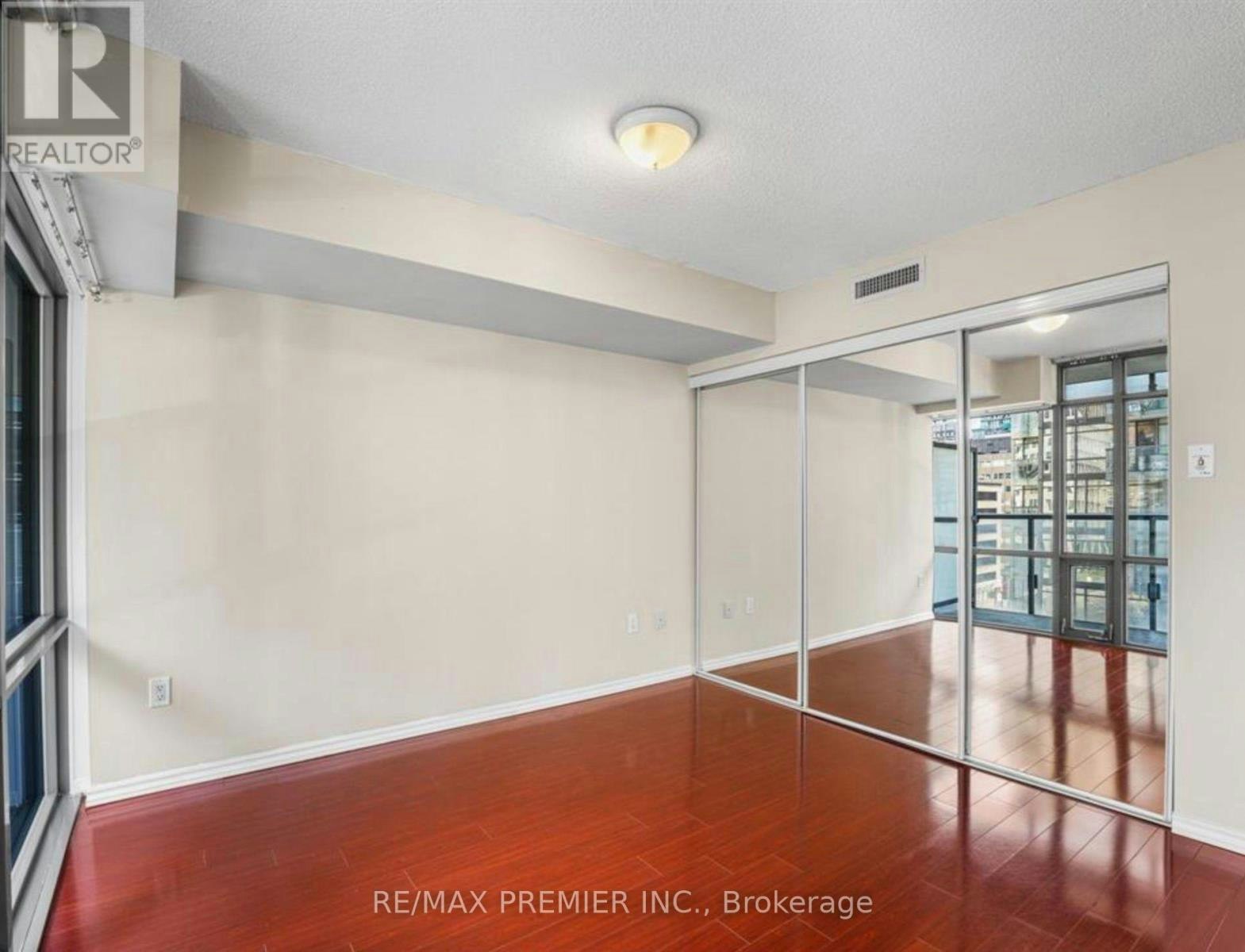 610-37 Grosvenor Street, Toronto, ON, M4Y 3G5 - 9