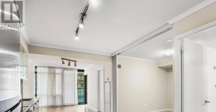 610-37 Grosvenor Street, Toronto, ON, M4Y 3G5 - 5