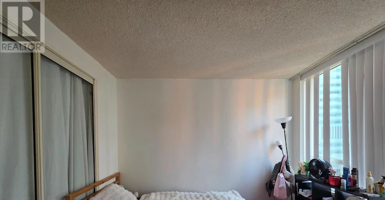 1202-633 Bay Street, Toronto, ON, M5G 2G4 - 12