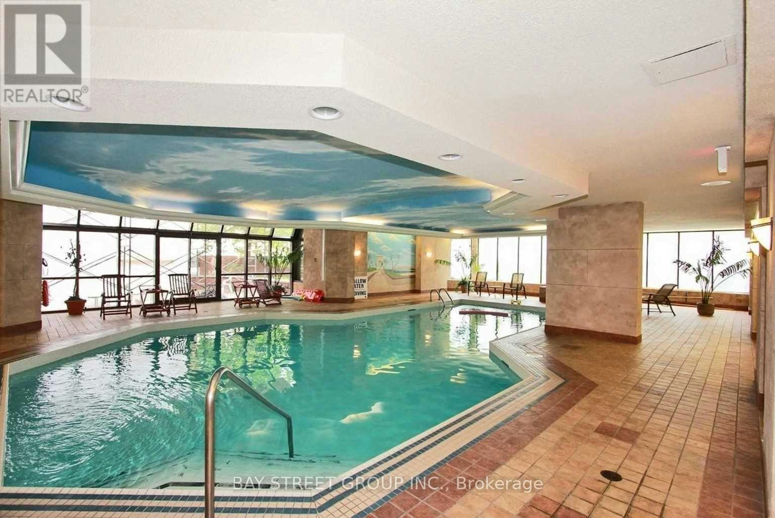 1202-633 Bay Street, Toronto, ON, M5G 2G4 - 15