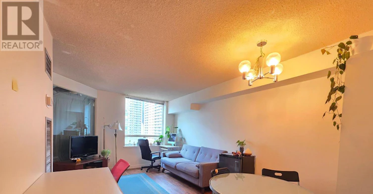 1202-633 Bay Street, Toronto, ON, M5G 2G4 - 3