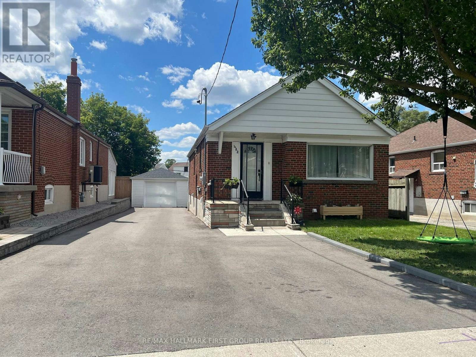 482 Warden Avenue, Toronto, ON, M1L 3Z1