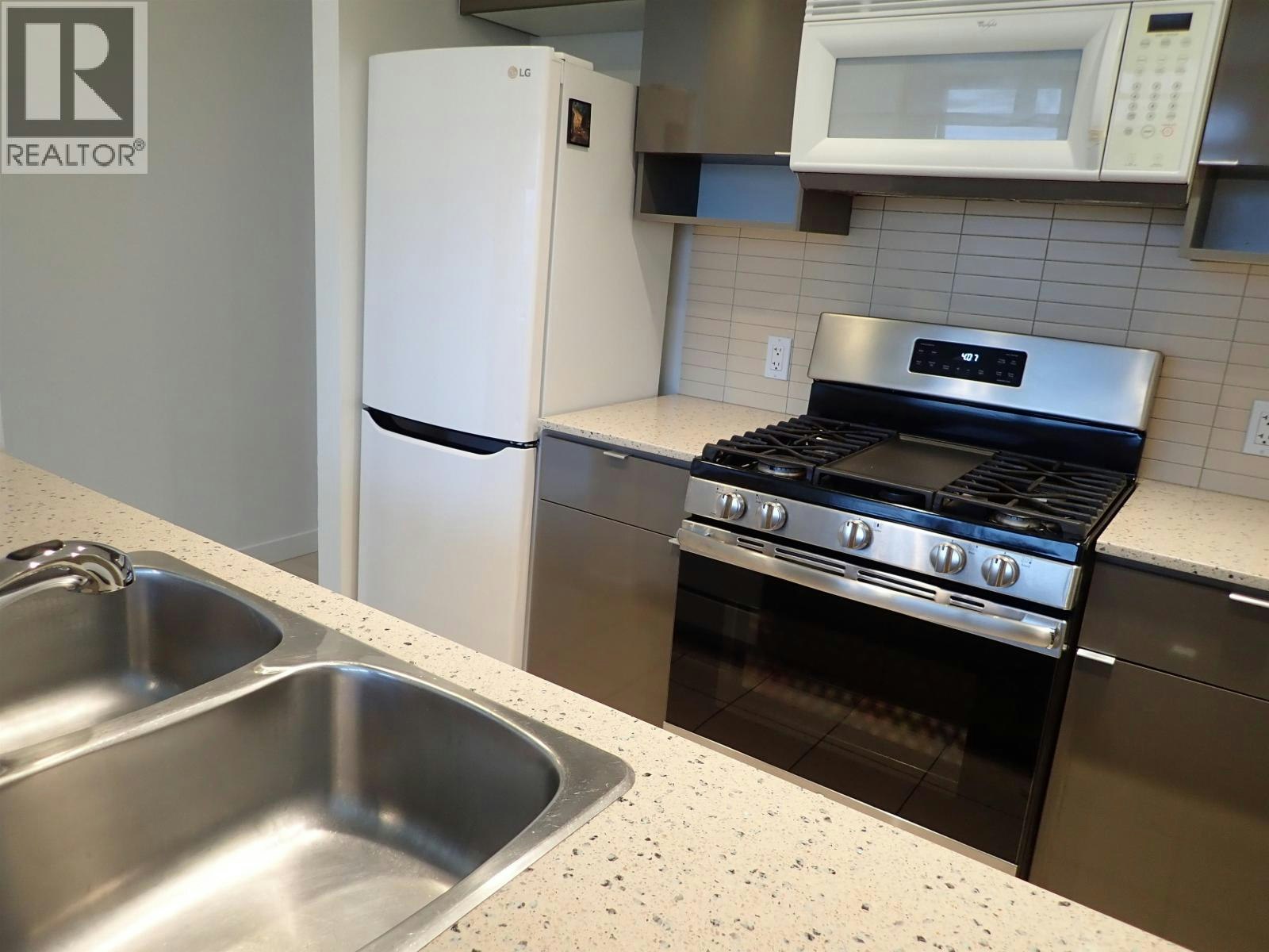 2205-928 Beatty Street, Vancouver, BC, V6Z 3G6 - 2