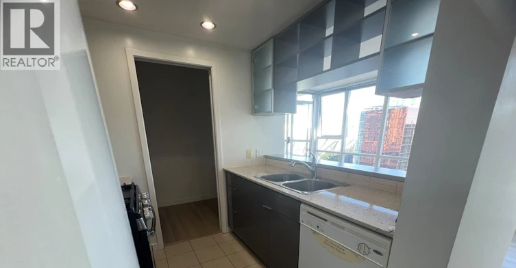 2205-928 Beatty Street, Vancouver, BC, V6Z 3G6 - 5