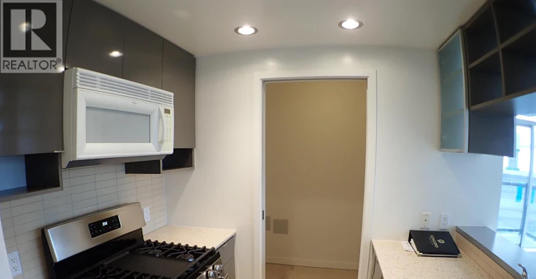 2205-928 Beatty Street, Vancouver, BC, V6Z 3G6
