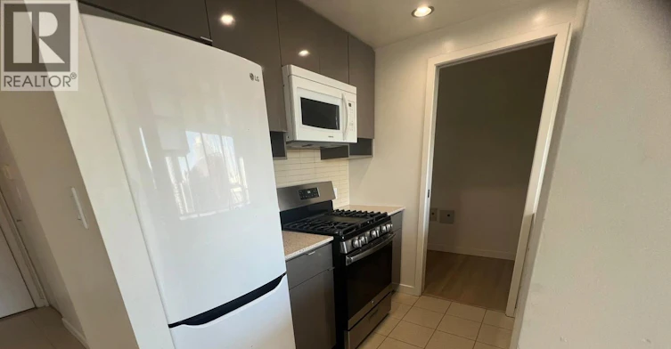 2205-928 Beatty Street, Vancouver, BC, V6Z 3G6 - 4