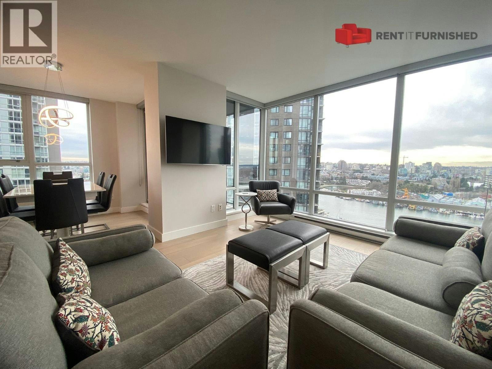 1438 Richards Street, Vancouver, BC, V6Z 3B8