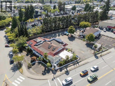6558 Kingsway - 2