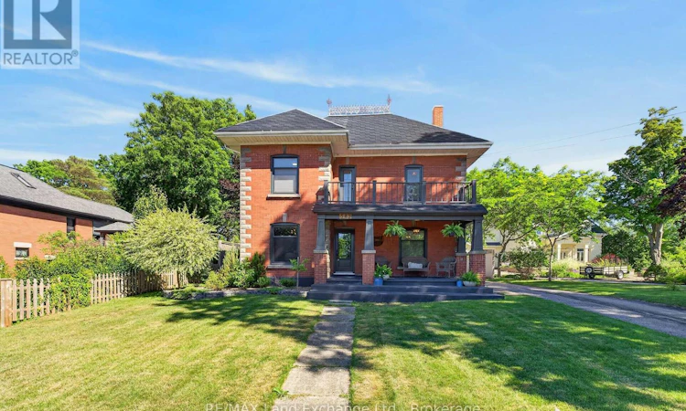 581 Queen Street