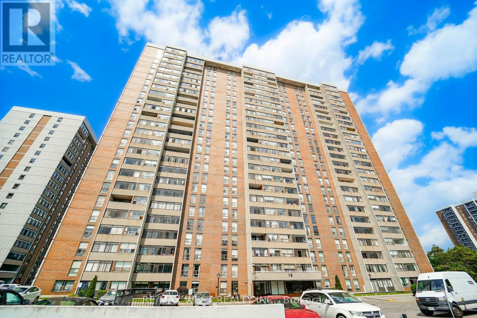 1604-18 Knightsbridge Road, Brampton, ON, L6T 3X5