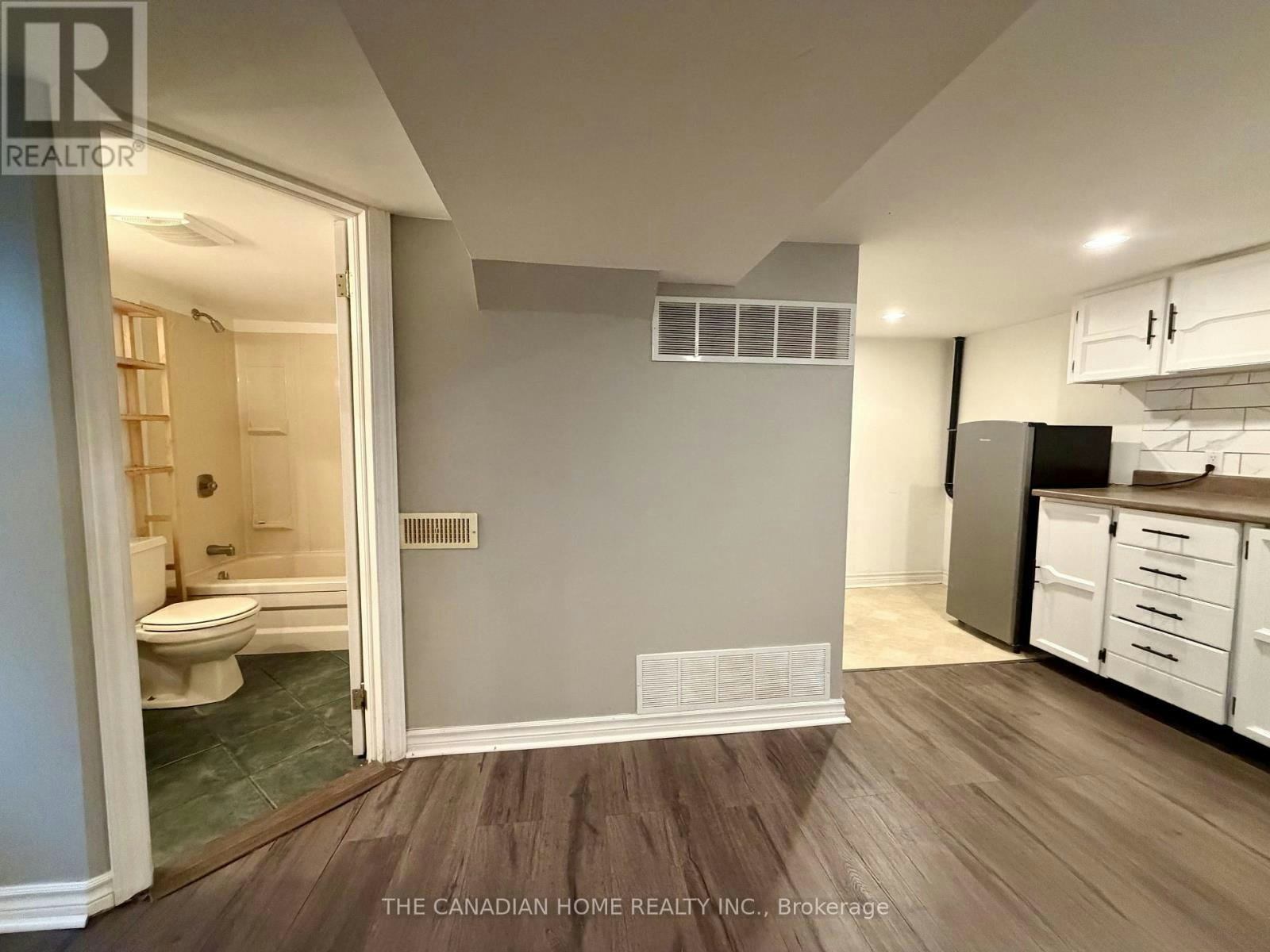 BSMNT-71 English Street, Brampton, ON, L6X 1L5 - 14